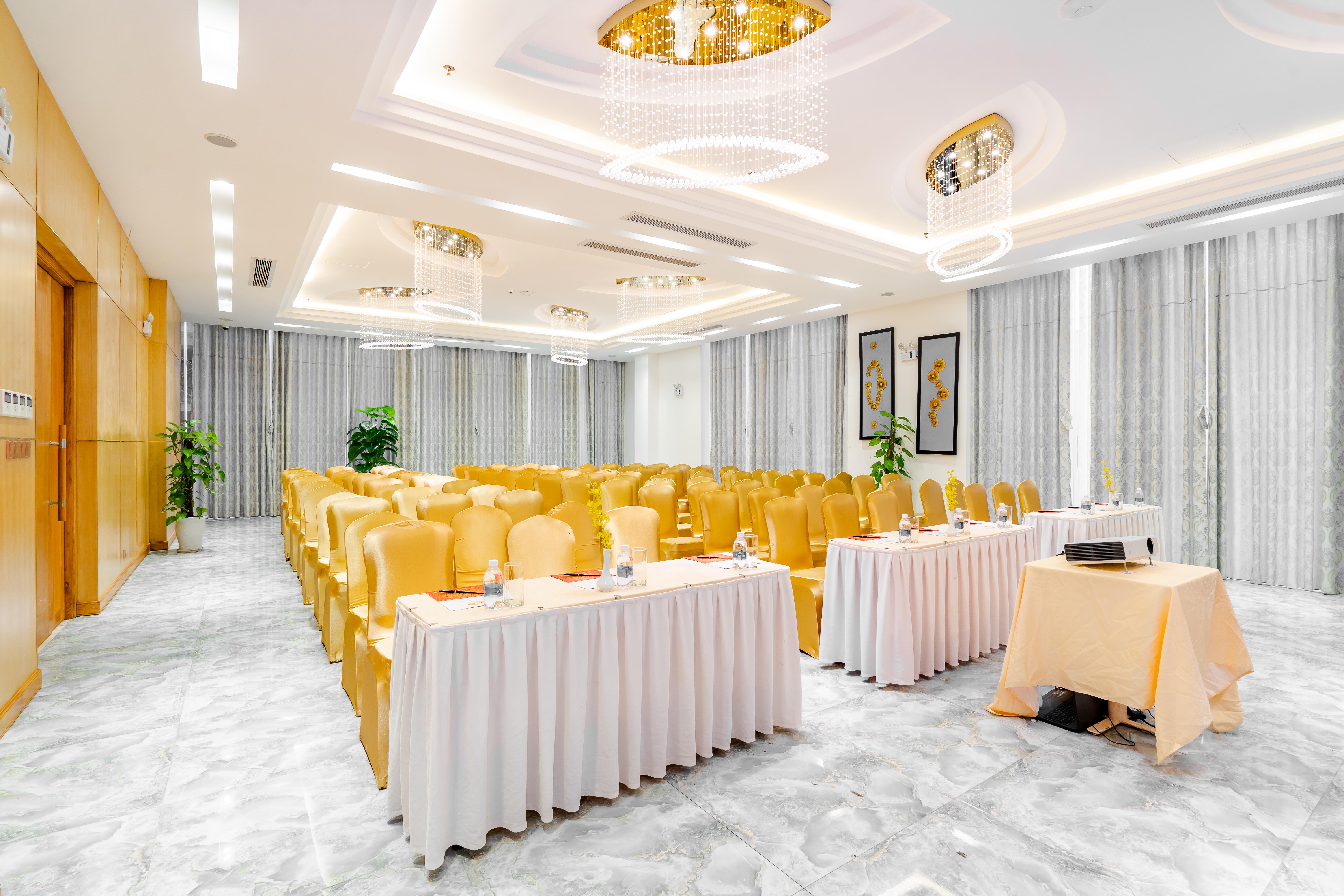 Cicilia Hotels & Spa Danang Powered By Aston Zewnętrze zdjęcie