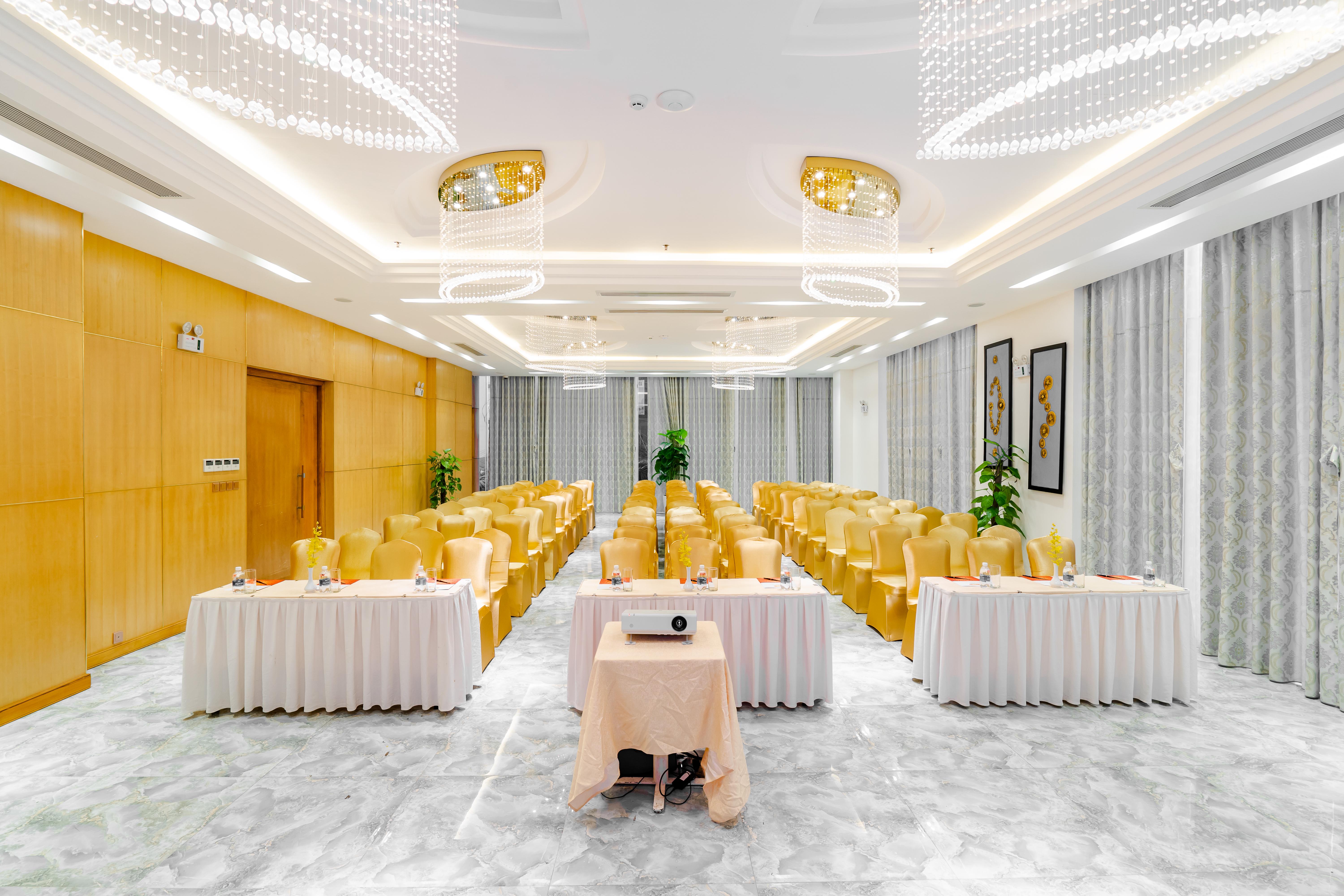 Cicilia Hotels & Spa Danang Powered By Aston Zewnętrze zdjęcie